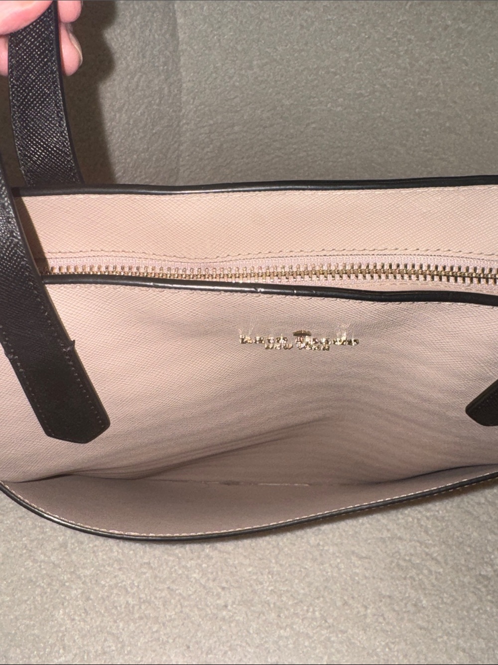 kate spade ♠️ Cream Tote with black Straps - Picture 13 of 15